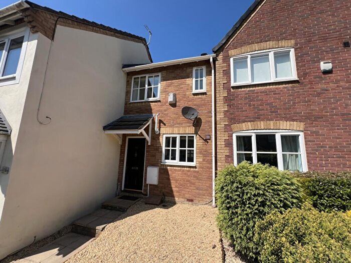 2 Bedroom House To Rent In Bakers Ground, Stoke Gifford, Bristol, BS34