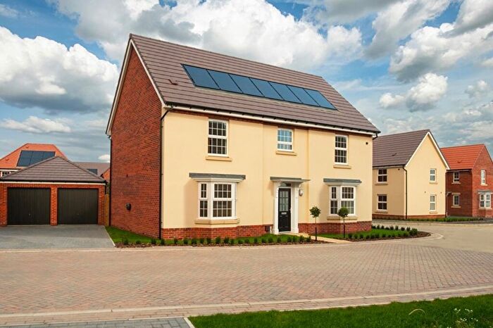 5 Bedroom Detached House For Sale In Henley Gate, Ipswich, IP1