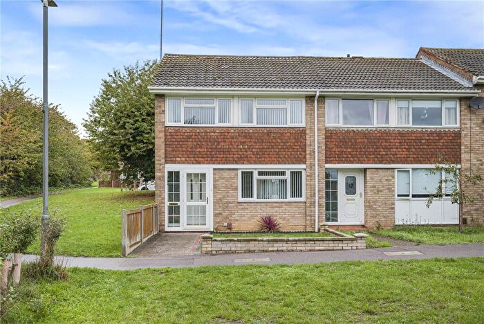3 Bedroom End Of Terrace House For Sale In Overmead, Swanley, Kent, BR8