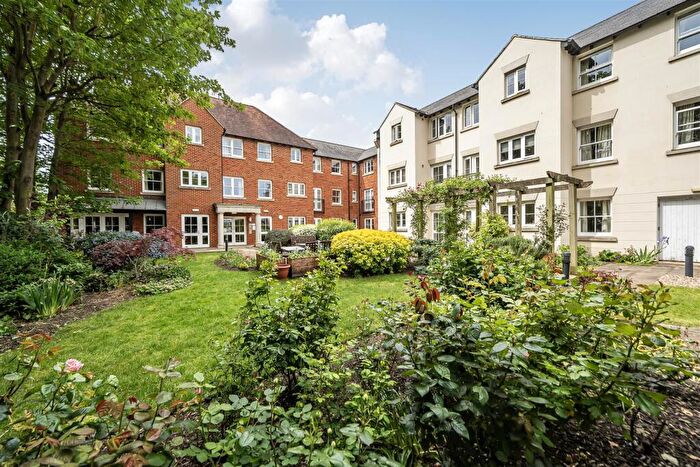 2 Bedroom Retirement Property To Rent In Abbots Lodge, Canterbury, Kent, CT2