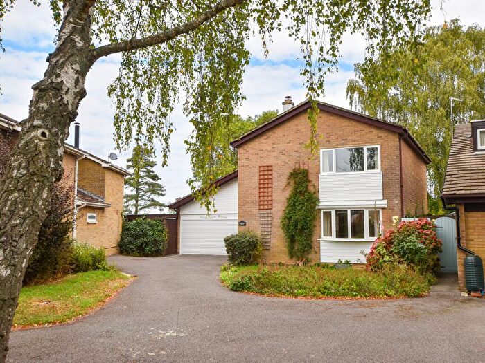 4 Bedroom Detached House For Sale In High Street, Paulerspury, NN12