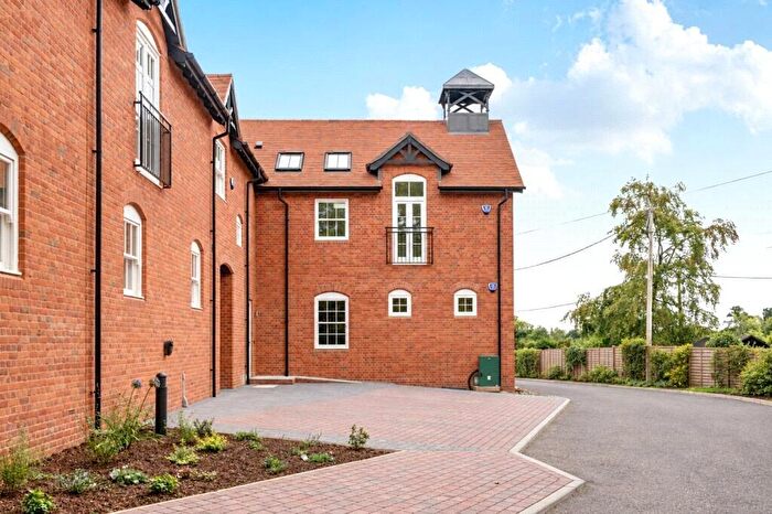 1 Bedroom Apartment For Sale In Embley Lane, East Wellow, Romsey, Hampshire, SO51