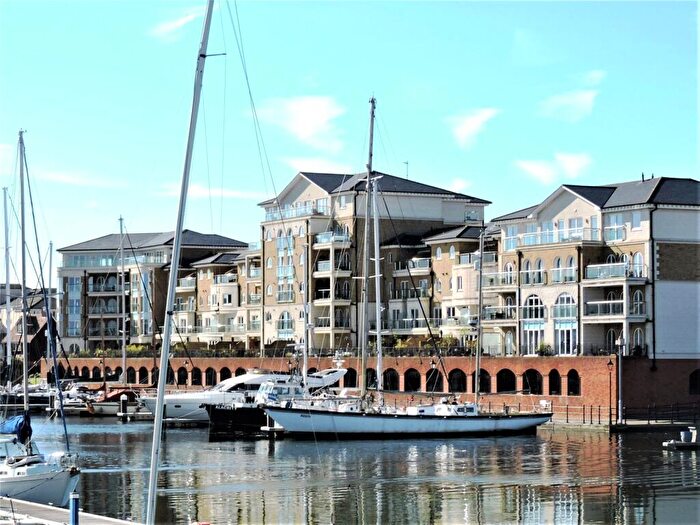 3 Bedroom Flat To Rent In Hamilton Quay, Sovereign Harbour North, BN23