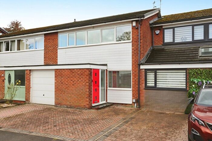 3 Bedroom Terraced House For Sale In Beaminster Avenue, Heaton Mersey, Stockport, SK4