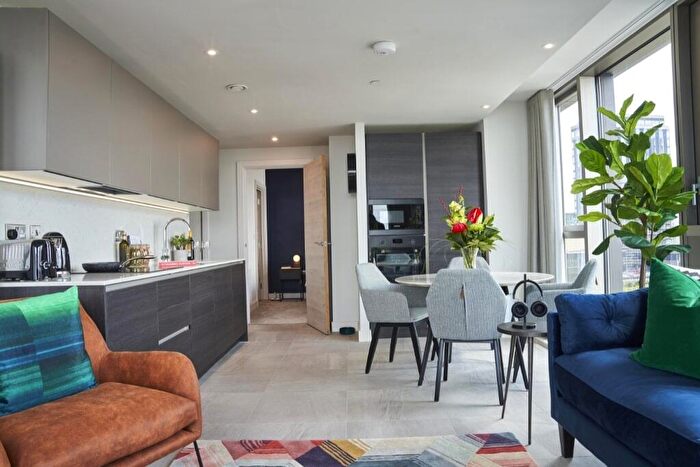 2 Bedroom Apartment To Rent In The Lexington, B William Jessop Way Liverpool, L3