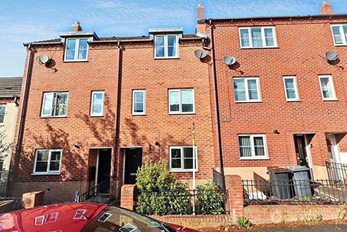3 Bedroom Terraced House For Sale In Spruce Road, Nuneaton, CV10