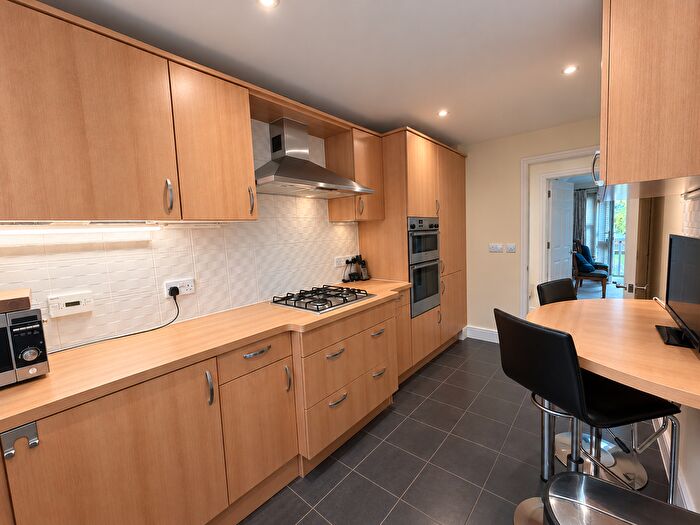 2 Bedroom Flat To Rent In York Road, Tunbridge Wells, TN1