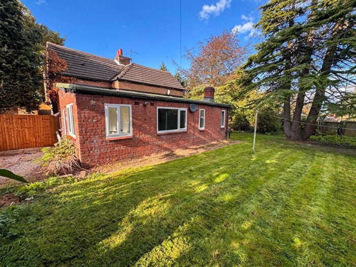 1 Bedroom Semi-Detached Bungalow To Rent In New Chester Road, Eastham, Wirral, CH62