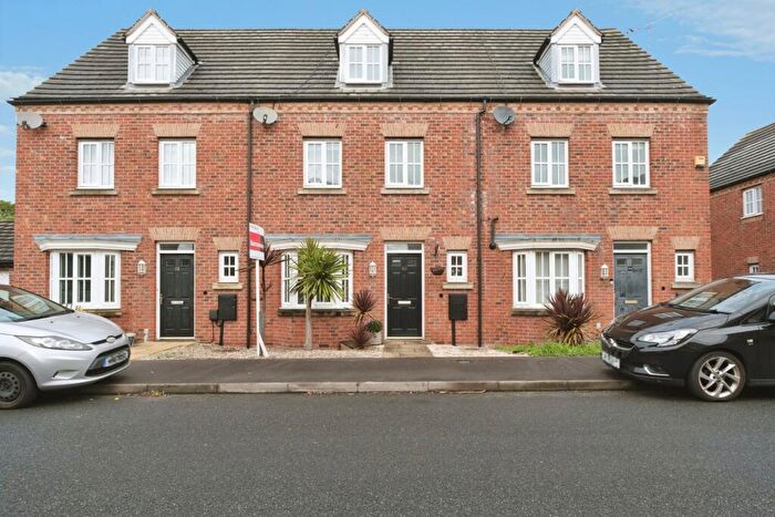 4 Bedroom Town House For Sale In Mountbatten Way, Chilwell, Beeston, Nottingham, NG9