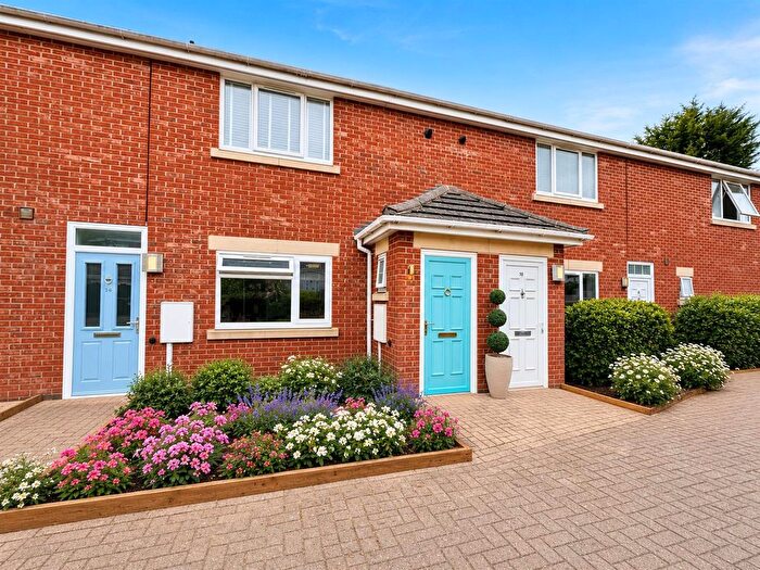 2 Bedroom Flat For Sale In Regent Road, Countesthorpe, Leicester, LE8