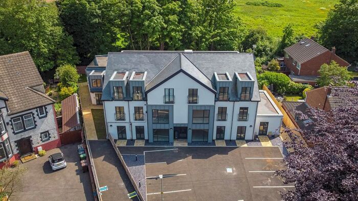 2 Bedroom Flat For Sale In Valley View, Ronald Road, Waterloo, Liverpool, L22