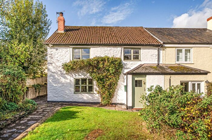 4 Bedroom Semi-Detached House For Sale In Appley, Wellington . Acre, TA21