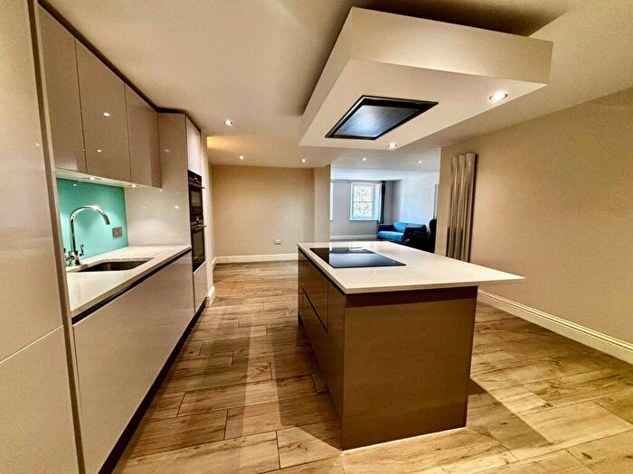 1 Bedroom Flat To Rent In Parish View, A High Street, Windsor, SL4