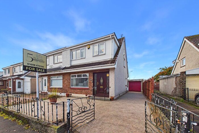 3 Bedroom Semi-Detached House For Sale In Mainsacre Drive, Stonehouse, ML9