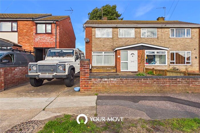 3 Bedroom Semi-Detached House To Rent In Clifford Drive, Lowestoft, Suffolk, NR33
