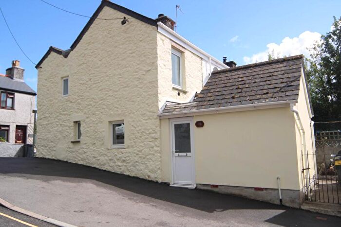 2 Bedroom House For Sale In Gunnislake, PL18