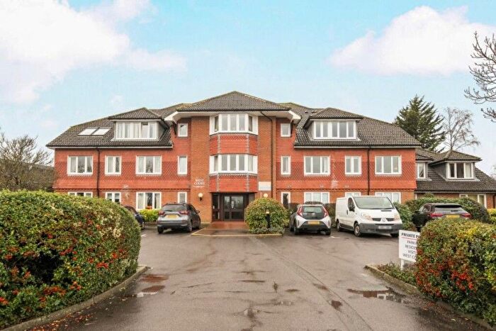 1 Bedroom Flat To Rent In Burpham Lane, Burpham, GU4