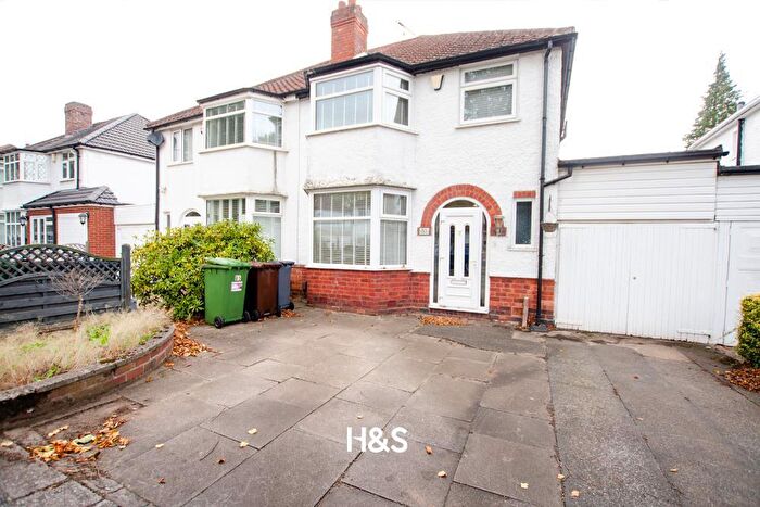 3 Bedroom Semi-Detached House To Rent In Stanway Road, Shirley, Solihull, B90