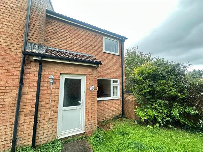 2 Bedroom House To Rent In Barton Road, Whiddon Valley, Barnstaple, EX32