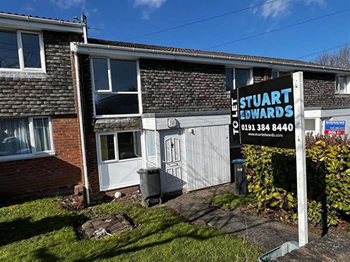 2 Bedroom Apartment To Rent In Prebendsfield, Gilesgate, DH1