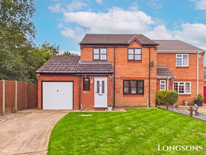 3 Bedroom Semi-Detached House For Sale In Heron Way, Necton, PE37
