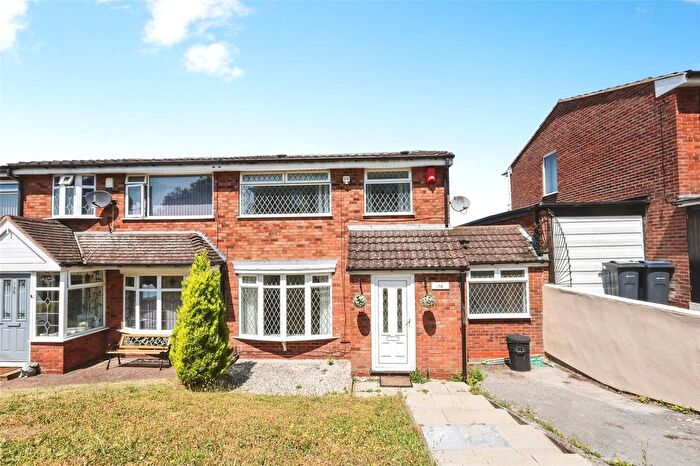 4 Bedroom Semi-Detached House For Sale In Kings Road, Kings Heath, Birmingham, West Midlands, B14