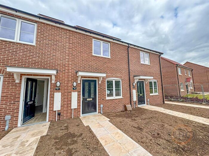 2 Bedroom Semi-Detached House To Rent In Emmerson Close, Spalding Common, Spalding, PE11