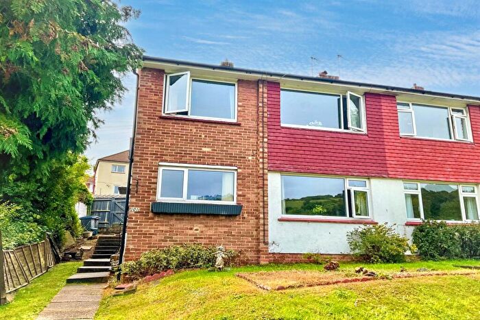 3 Bedroom Semi-Detached House For Sale In Elms Vale Road, Dover, CT17