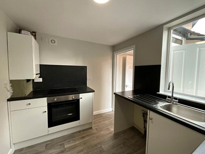 1 Bedroom Flat To Rent In A Tudor Road, Intake, DN2