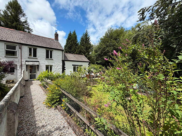 2 Bedroom Semi-Detached House For Sale In Edgcumbe Road, Lostwithiel, PL22