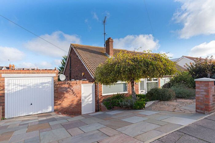 2 Bedroom Semi-Detached Bungalow For Sale In Davids Close, Broadstairs, CT10