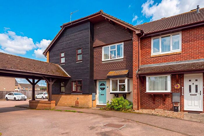 2 Bedroom Property For Sale In The Shires, Paddock Wood, TN12