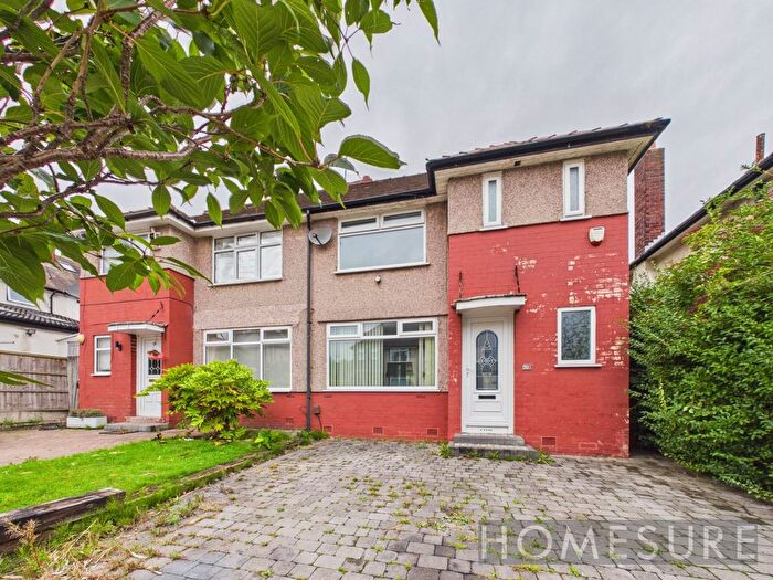 3 Bedroom Semi-Detached House To Rent In Heyscroft Road, Woolton, Liverpool, L25