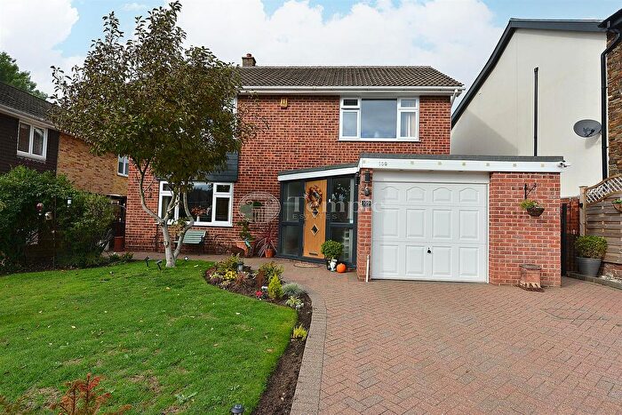 4 Bedroom Detached House For Sale In Chatsworth Drive, Mansfield, NG18