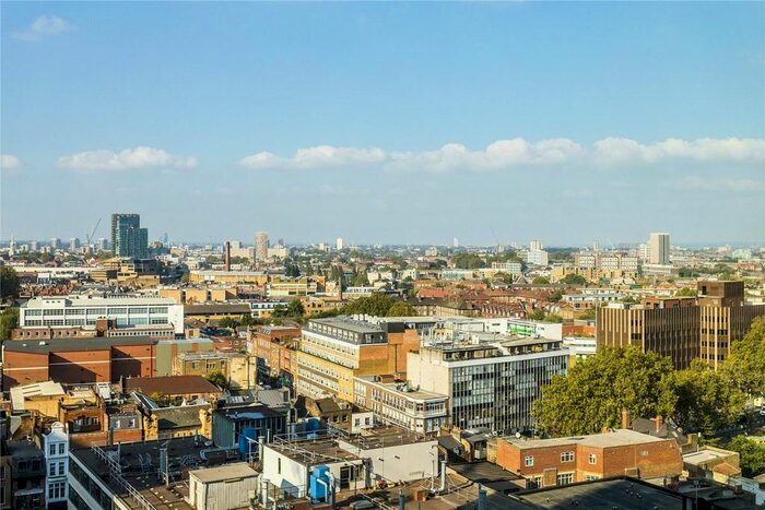 1 Bedroom Flat For Sale In Altitude Point, Alie St, London, E1