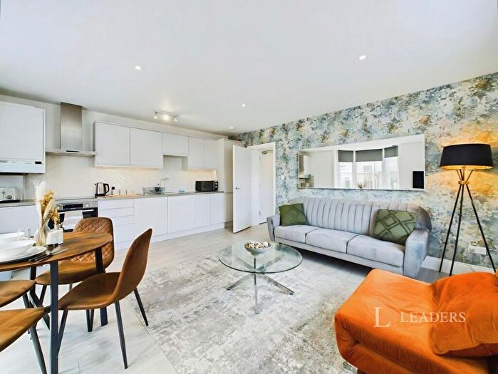 Flat To Rent In St. Georges Road, Brighton, East Sussex, BN2