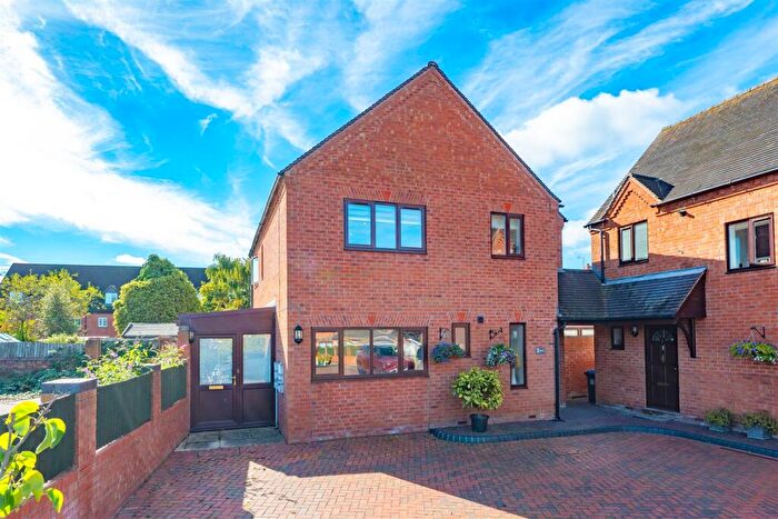 3 Bedroom Detached House For Sale In Globe Court, Evesham Street, Alcester, B49