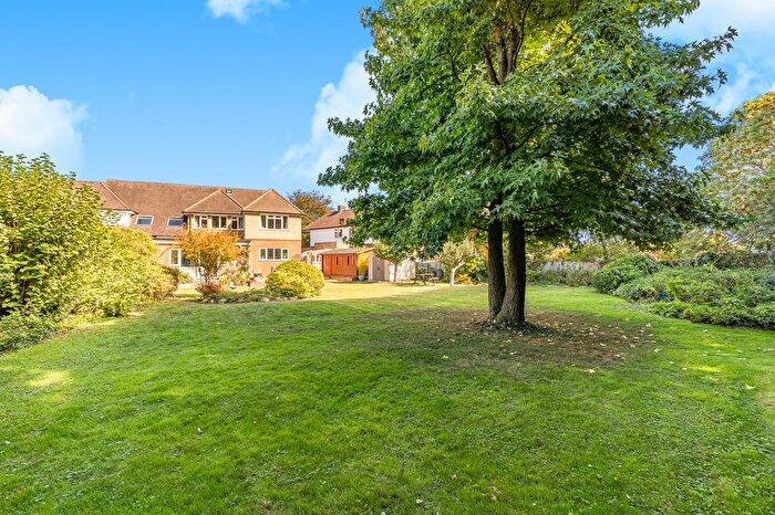 4 Bedroom Semi-Detached House For Sale In Gordon Close, Staines-Upon-Thames, TW18