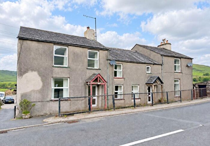 4 Bedroom Semi-Detached House For Sale In Lakeside Lilly, High Borrow Bridge, Selside, Kendal, Cumbria, LA8