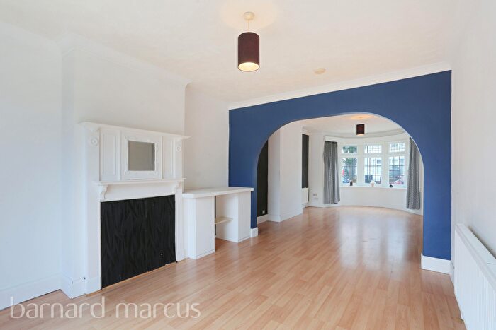 3 Bedroom House To Rent In Fairlands Avenue, Thornton Heath, CR7
