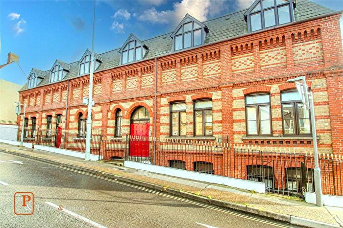2 Bedroom Apartment To Rent In Woodbridge Road, Ipswich, Suffolk, IP4