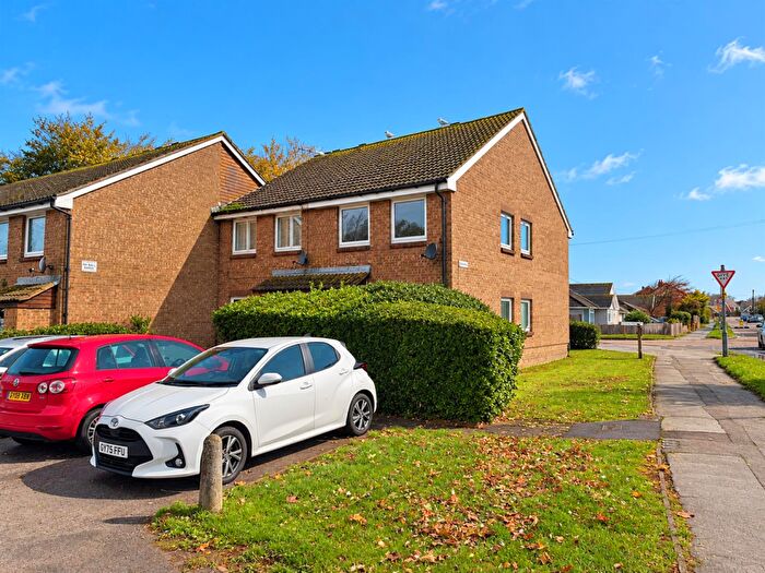 1 Bedroom Flat To Rent In Balcombe Road, Peacehaven, BN10