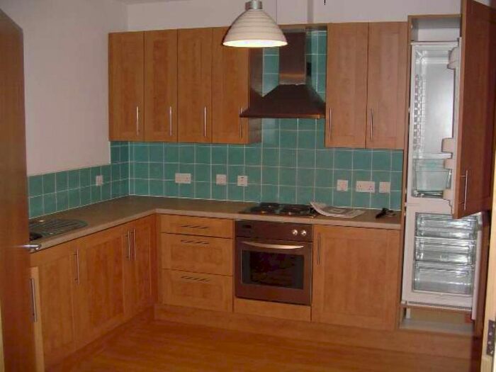 2 Bedroom Flat For Sale In East Parade, Bradford, BD1