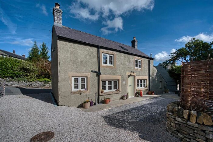 2 Bedroom Cottage For Sale In Laneside Cottage, High Street, Calver, , Hope Valley, S32