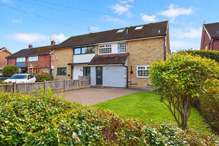 4 Bedroom Semi-Detached House For Sale In Meadow View, Lymm, WA13