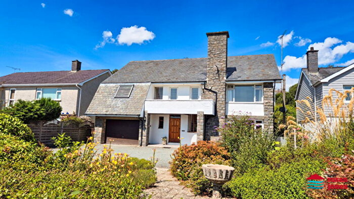 4 Bedroom Detached House For Sale In Ala Road, Pwllheli, LL53