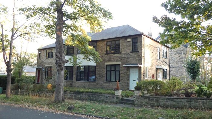 2 Bedroom Apartment For Sale In St. Marys Road, Leeds, West Yorkshire, LS7
