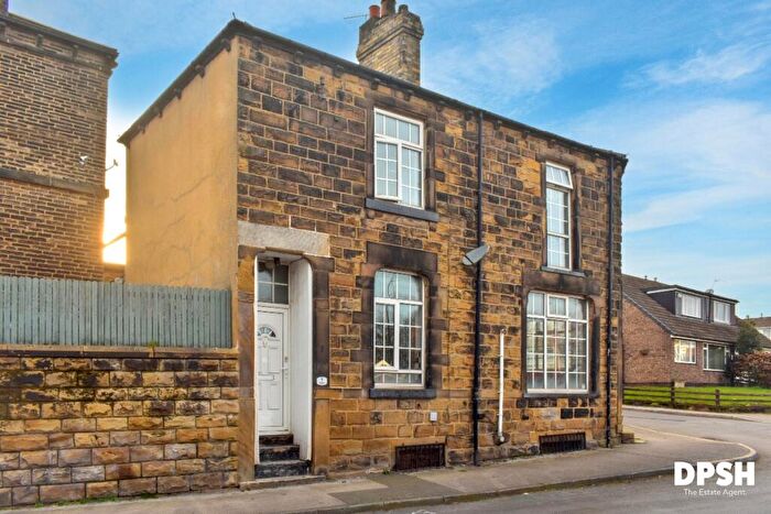 3 Bedroom Detached House For Sale In Gladstone Terrace, Morley, Leeds, LS27
