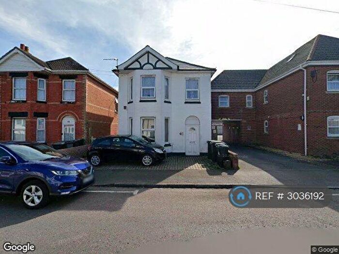 2 Bedroom Flat To Rent In Alma Road, Bournemouth, BH9