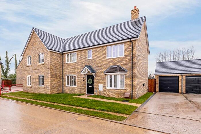 3 Bedroom Semi-Detached House For Sale In Putters Place, Damgate, Holbeach, PE12